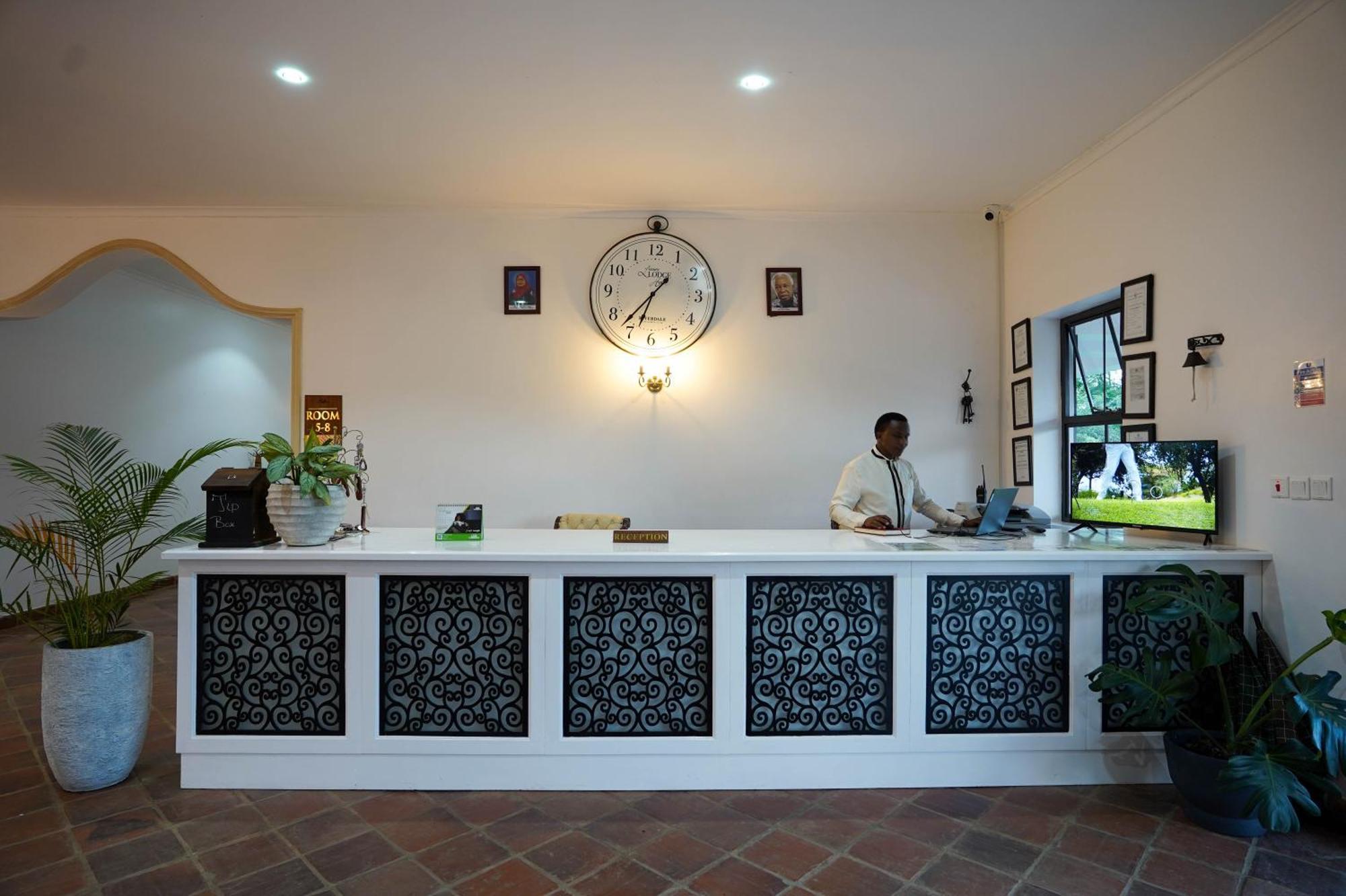 Kili Seasons Hotel Arusha Exterior photo